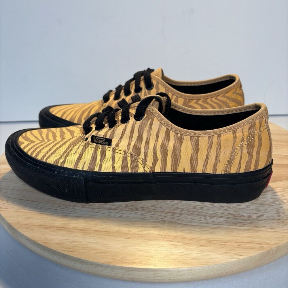 Vans Mens Gold Reflective Tiger Stripe Old Skool Sneakers Ultracush US Size 7
